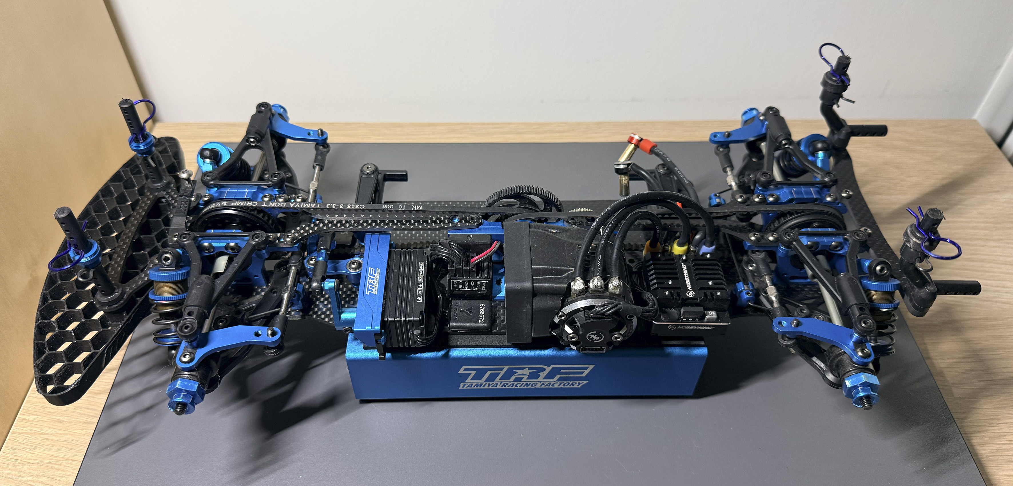 TRF421 Carbone