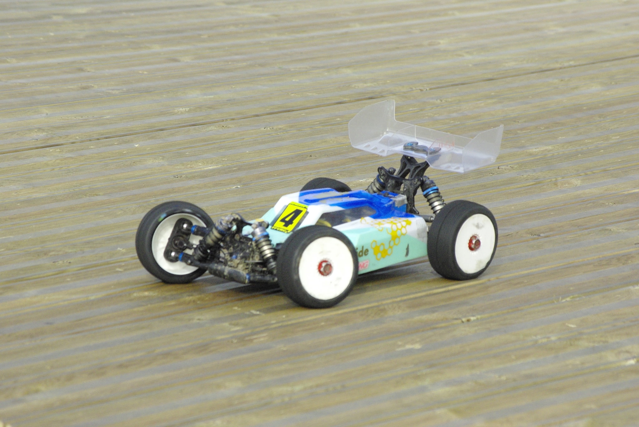 Gee RC8B4.1e Dry